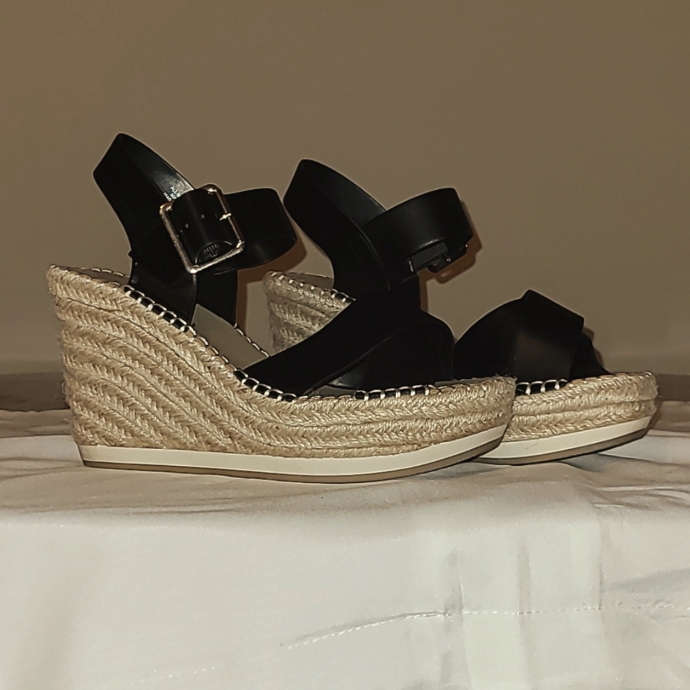 Wedge sandle